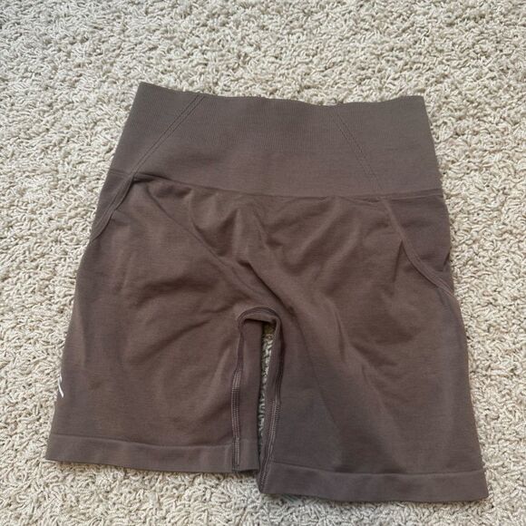 Oner Active Brown Biker Shorts Small NWOT - Picture 1 of 5